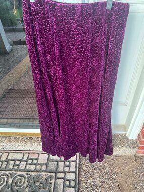 The Pyramid Collection Purple Velvet Burn Out Maxi Skirt Size M